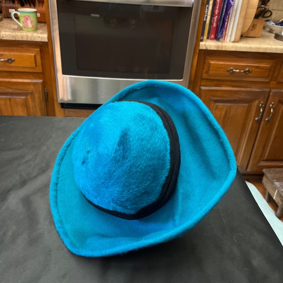 Fabulous, Vintage, Dolores of England and Paris, brimmed Hat. 1954. - Picture 5 of 10